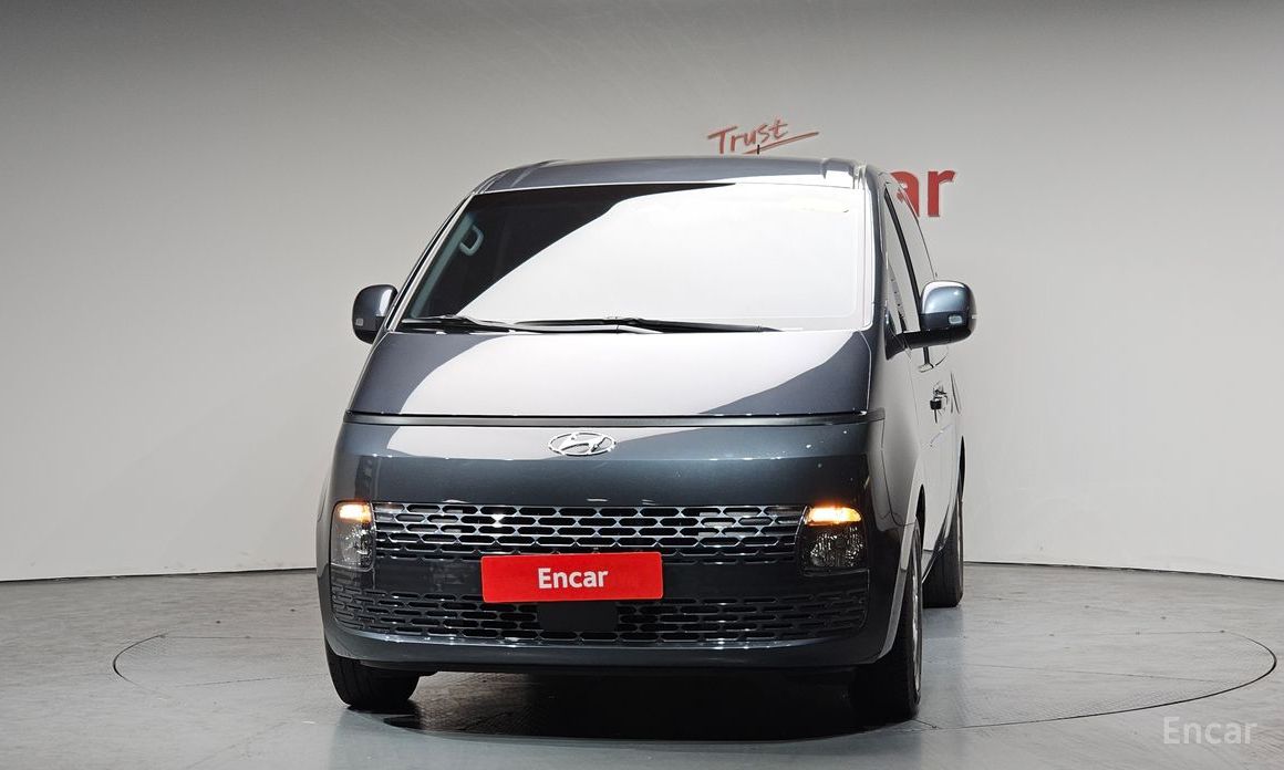 2021 Hyundai Staria  Tourer 9-Seater Modern с пробегом 72 514 км