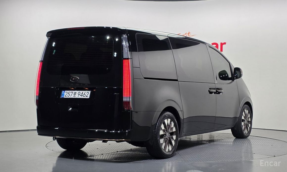 2022 Hyundai Staria  4WD Lounge 9-Seater Prestige с пробегом 106 541 км
