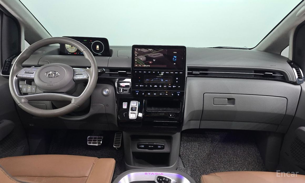 2021 Hyundai Staria  Lounge 9-Seater Inspiration с пробегом 42 743 км