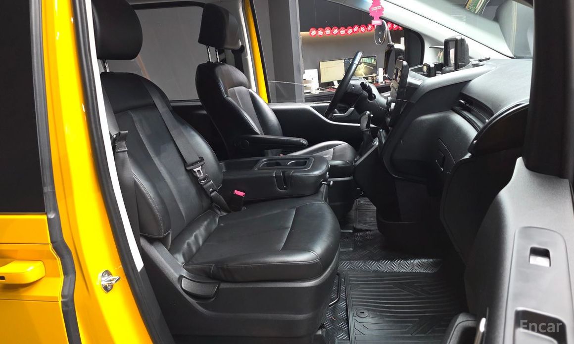 2021 Hyundai Staria  L3.5  Kinder Safety Car 15-Seater с пробегом 63 221 км