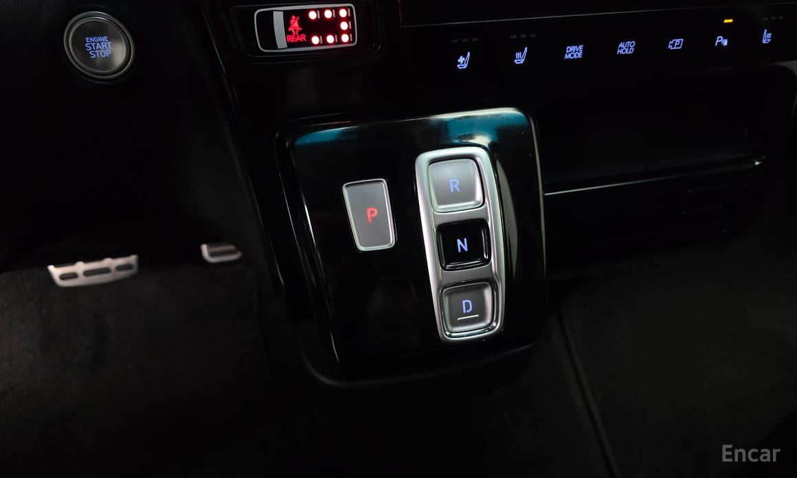 2022 Hyundai Staria  4WD Lounge 9-Seater Prestige с пробегом 106 541 км