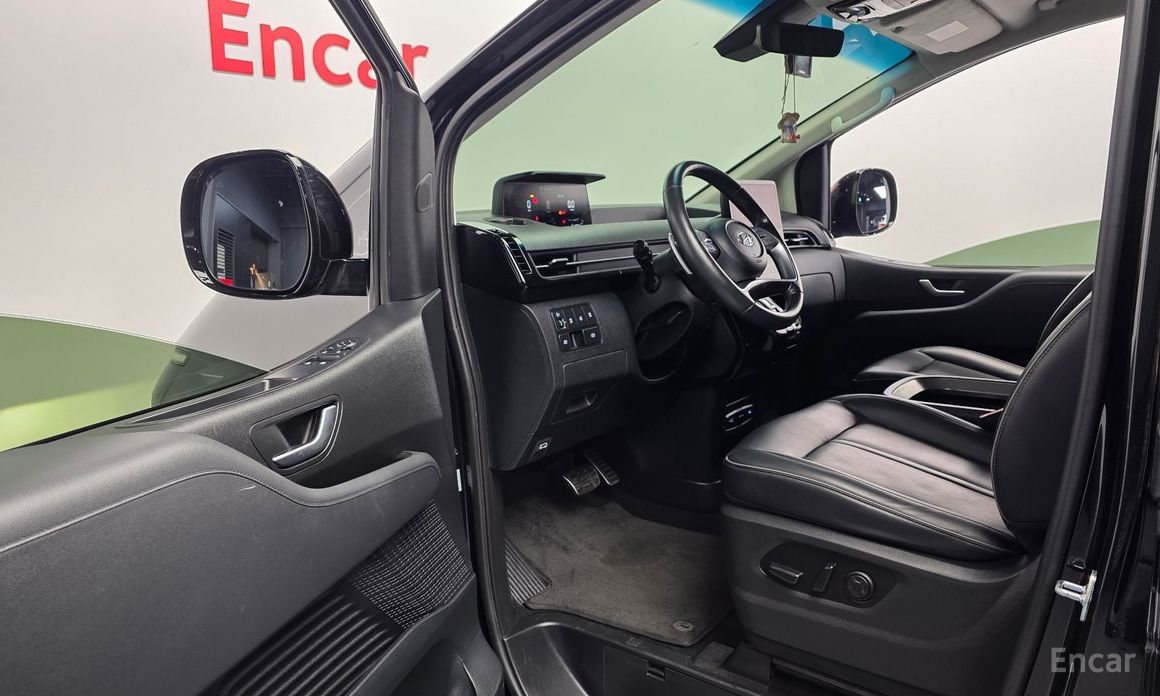 2022 Hyundai Staria  4WD Lounge 9-Seater Prestige с пробегом 106 541 км