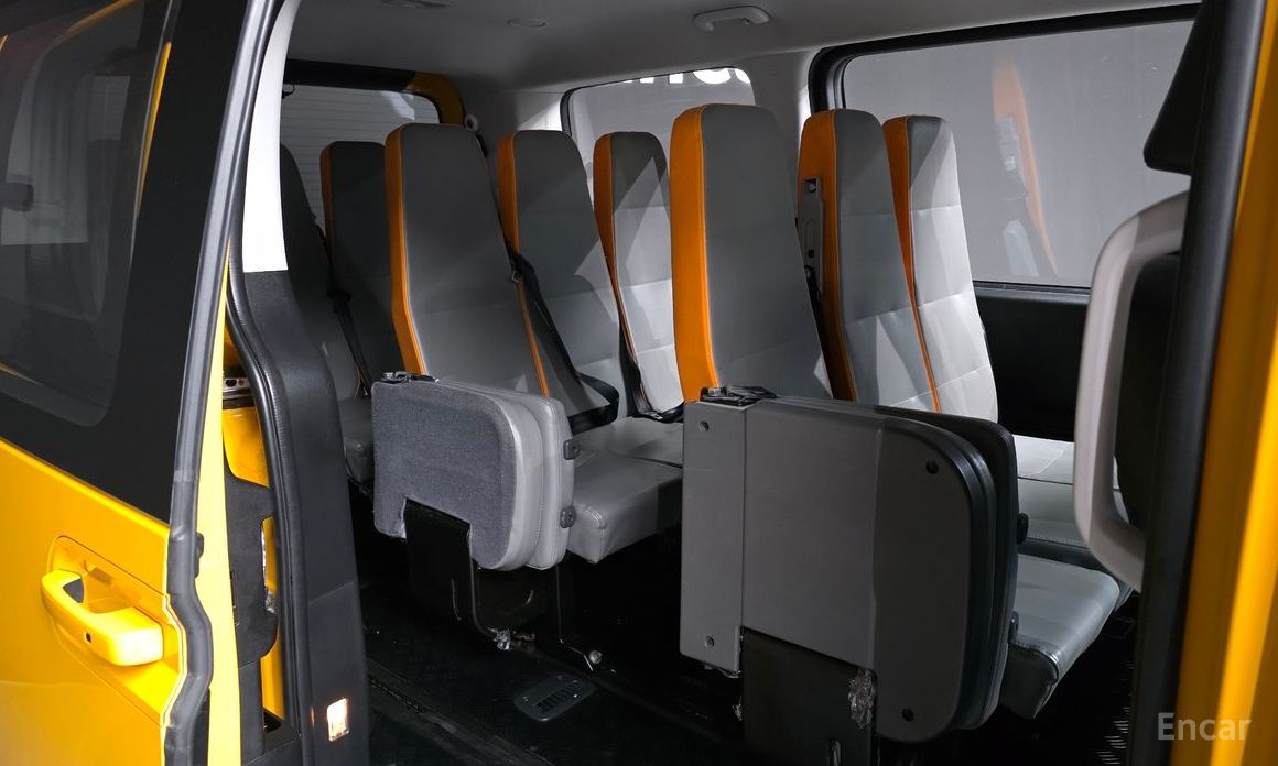 2021 Hyundai Staria  L3.5  Kinder Safety Car 15-Seater с пробегом 63 221 км