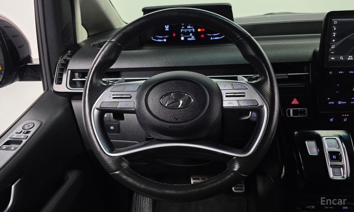 2022 Hyundai Staria  4WD Lounge 9-Seater Prestige с пробегом 106 541 км