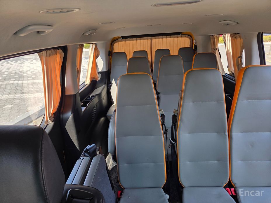 2022 Hyundai Staria  L3.5  Kinder Safety Car 15-Seater с пробегом 106 041 км