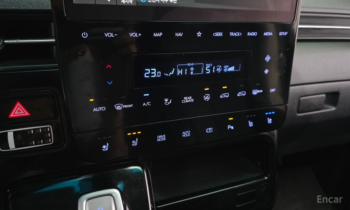 2022 Hyundai Staria  4WD Lounge 9-Seater Prestige с пробегом 106 541 км
