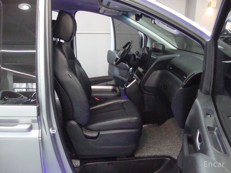 2022 Hyundai Staria  Cargo 5-Seater Modern с пробегом 36 800 км