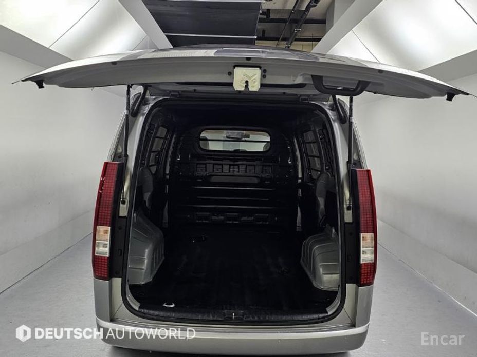 2021 Hyundai Staria  Cargo 3-Seater Modern с пробегом 30 491 км