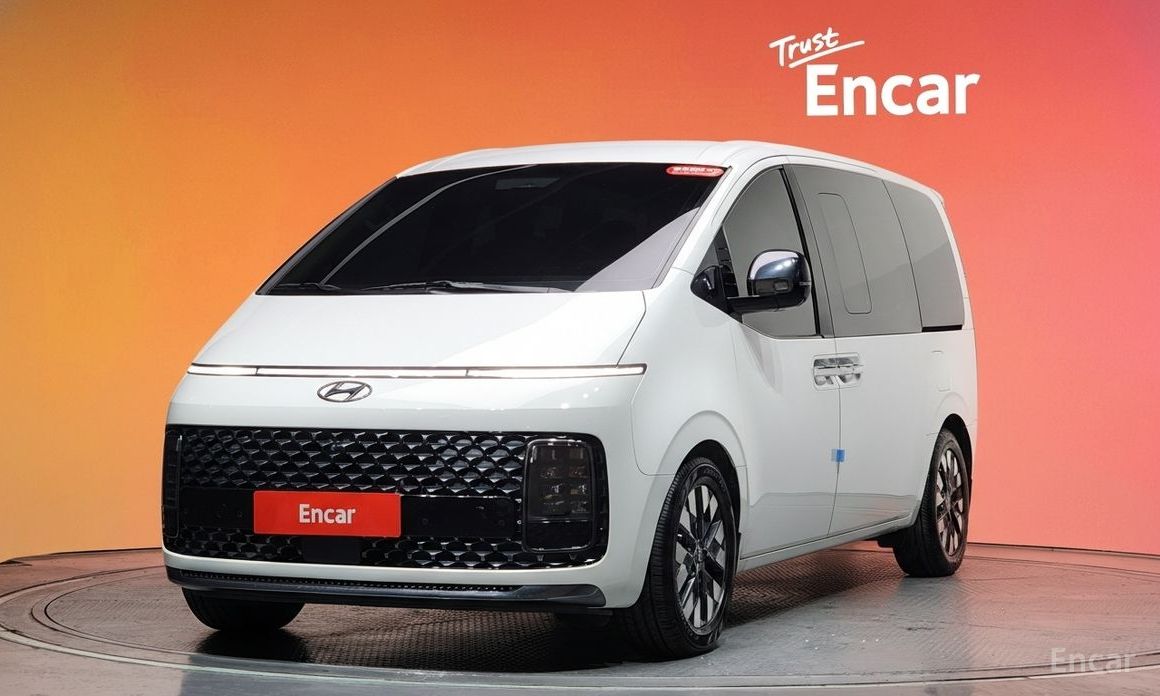 2022 Hyundai Staria  4WD Lounge 9-Seater Inspiration с пробегом 137 945 км