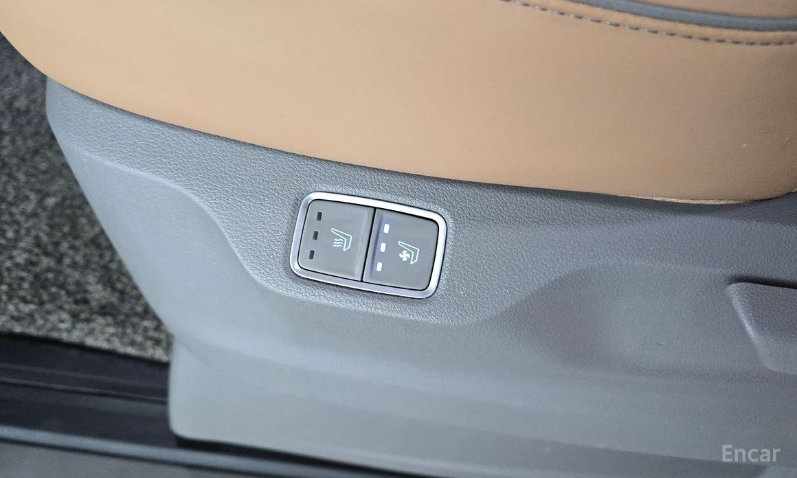 2021 Hyundai Staria  Lounge 9-Seater Inspiration с пробегом 42 743 км