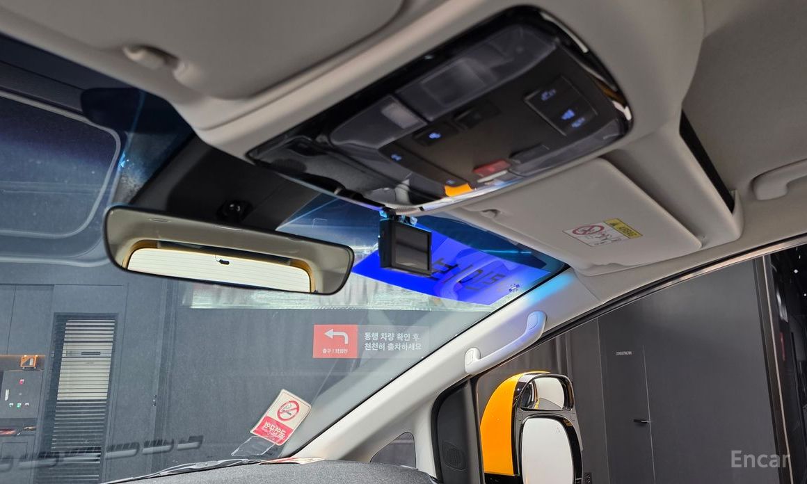 2022 Hyundai Staria  L3.5  Kinder Safety Car 15-Seater с пробегом 48 210 км
