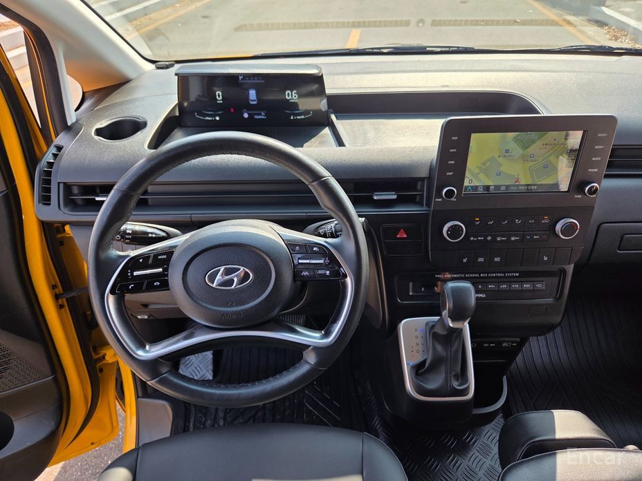 2022 Hyundai Staria  L3.5  Kinder Safety Car 15-Seater с пробегом 106 041 км