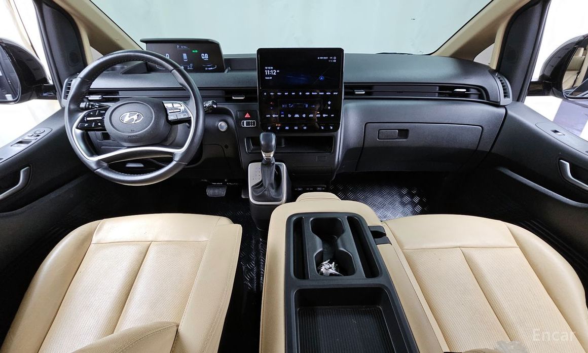 2022 Hyundai Staria  Tourer 9-Seater Modern с пробегом 40 163 км