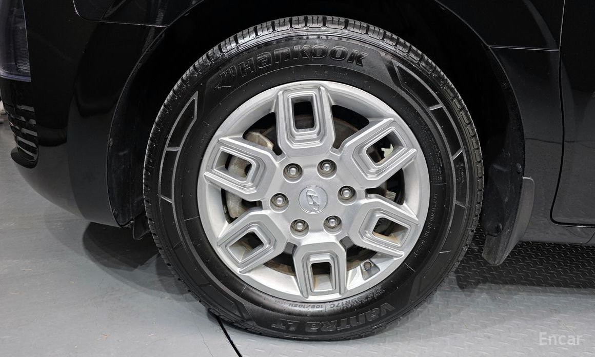 2021 Hyundai Staria  Tourer 9-Seater Modern с пробегом 49 476 км