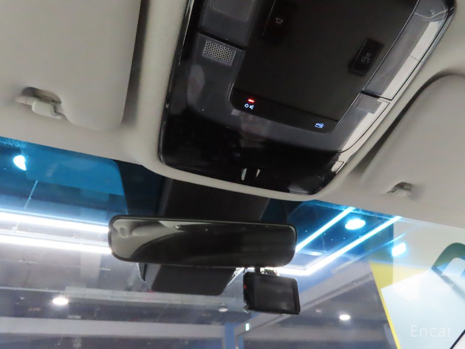 2022 Hyundai Staria  Cargo 3-Seater Smart с пробегом 80 230 км