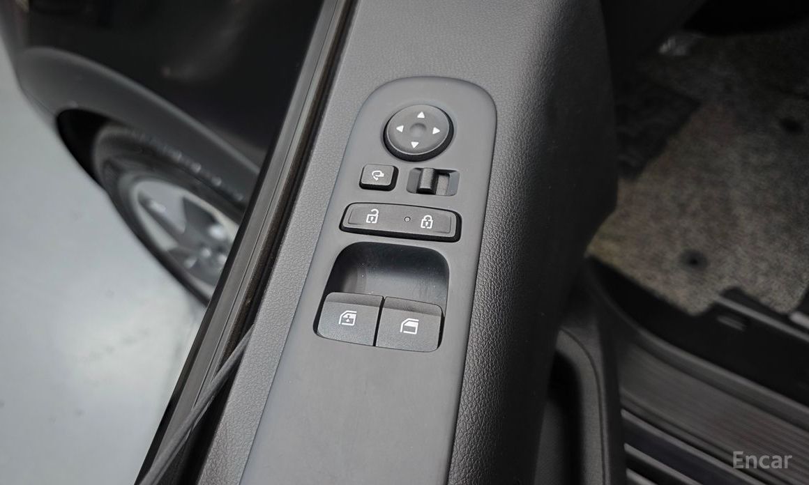 2021 Hyundai Staria  Tourer 9-Seater Modern с пробегом 56 841 км