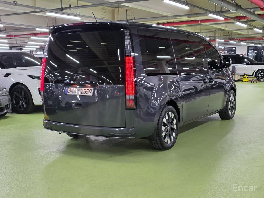 2021 Hyundai Staria  L3.5 Lounge 7-Seater Inspiration с пробегом 75 867 км