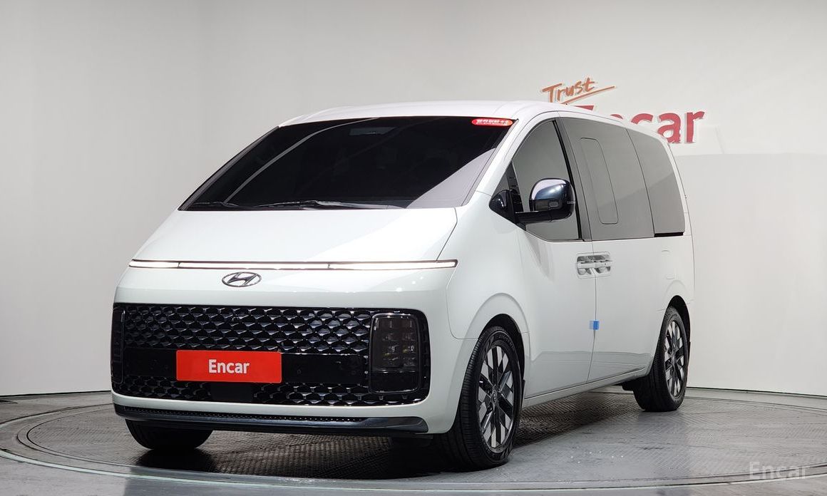 2022 Hyundai Staria  4WD Lounge 9-Seater Inspiration с пробегом 137 945 км