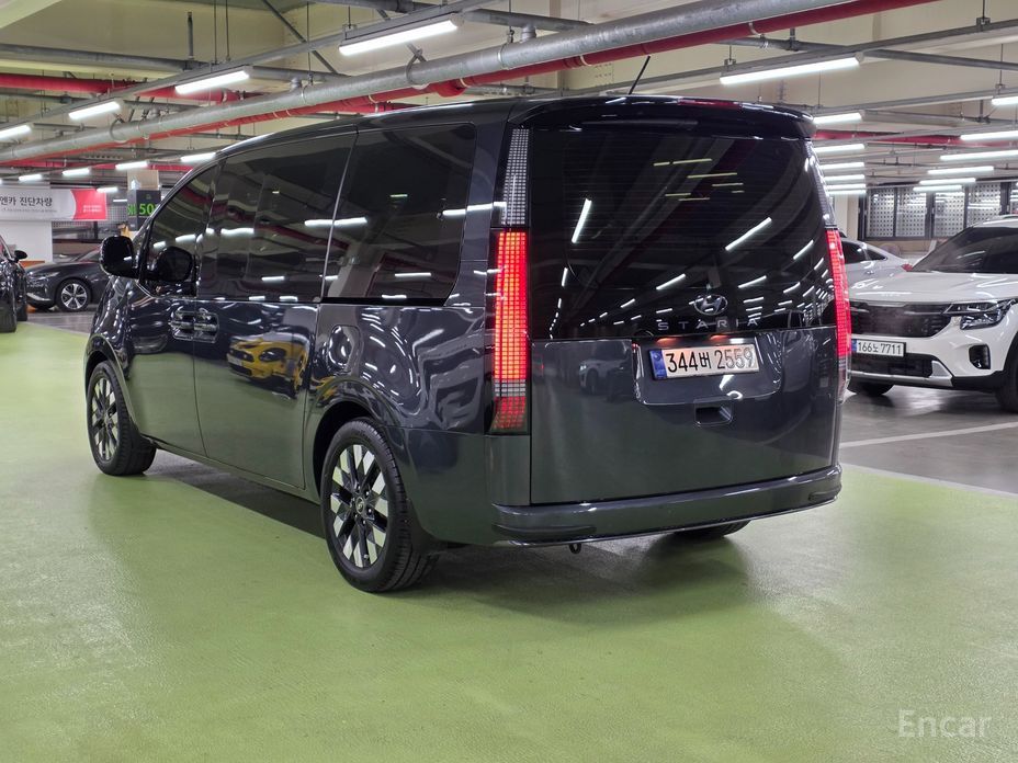 2021 Hyundai Staria  L3.5 Lounge 7-Seater Inspiration с пробегом 75 867 км