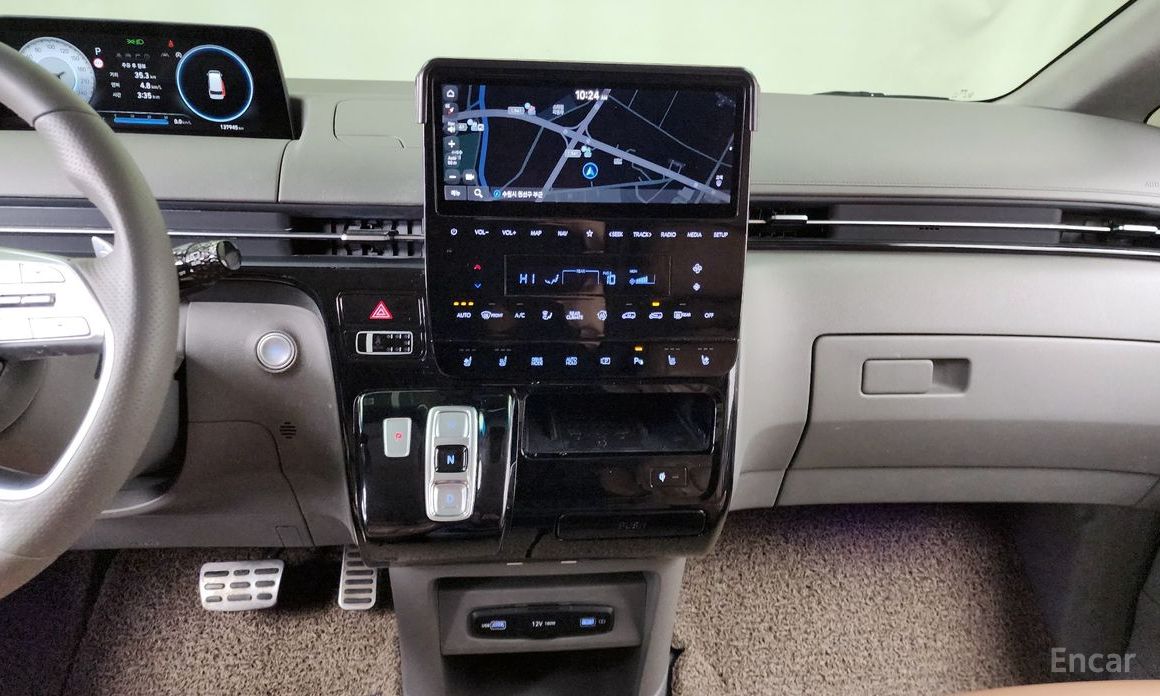2022 Hyundai Staria  4WD Lounge 9-Seater Inspiration с пробегом 137 945 км
