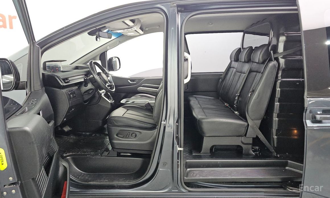 2022 Hyundai Staria  Cargo 5-Seater Modern с пробегом 72 127 км