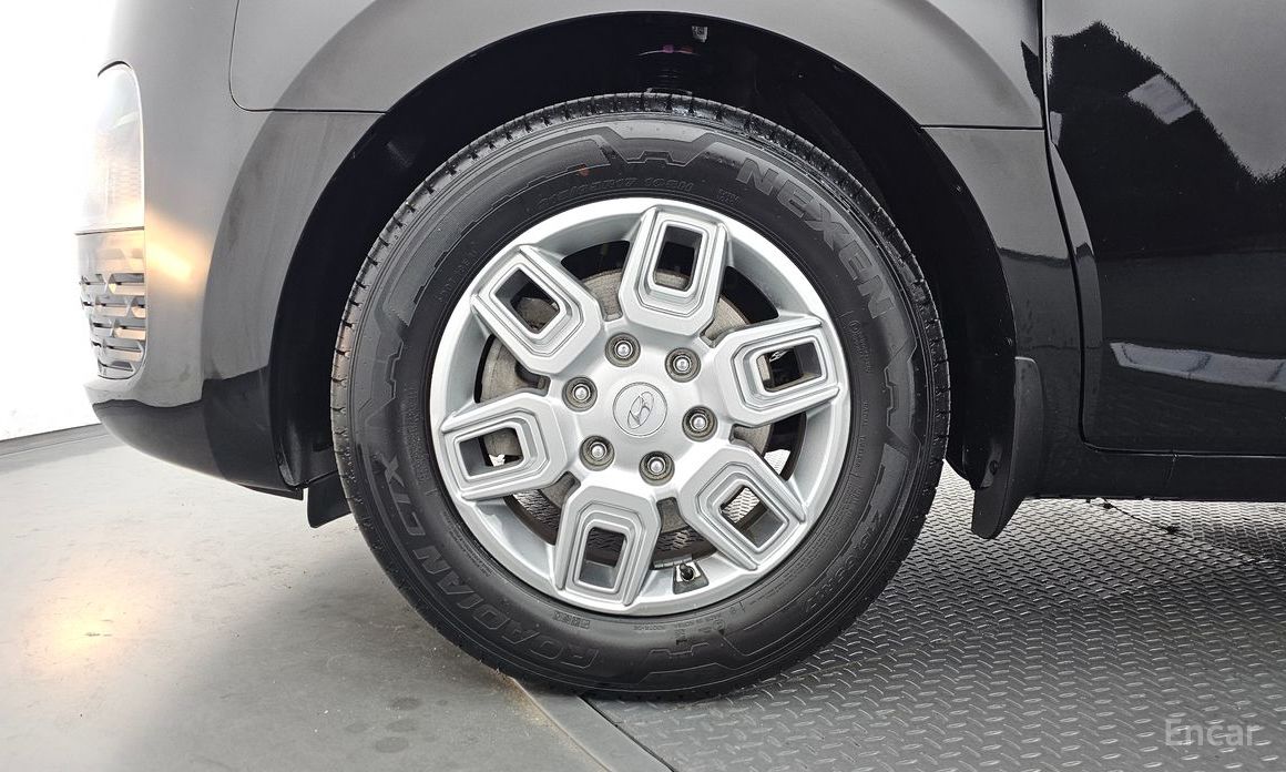 2021 Hyundai Staria  L3.5 Tourer 9-Seater Modern с пробегом 96 393 км