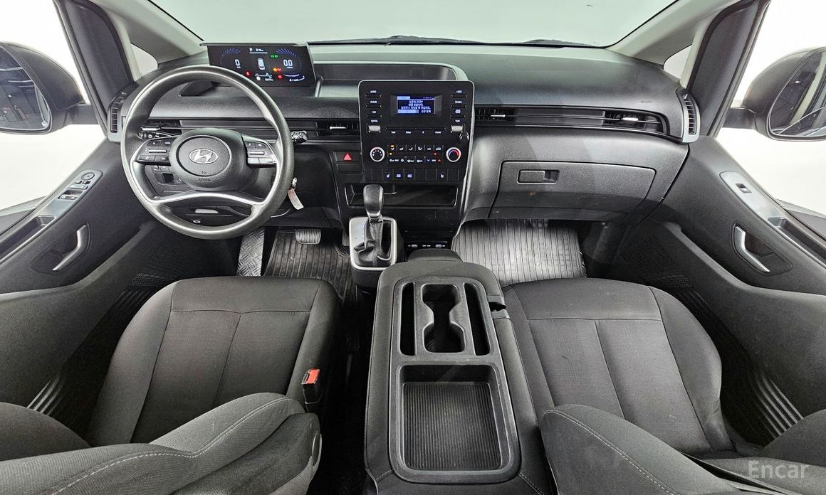 2021 Hyundai Staria  Tourer 11-Seater Smart с пробегом 56 417 км