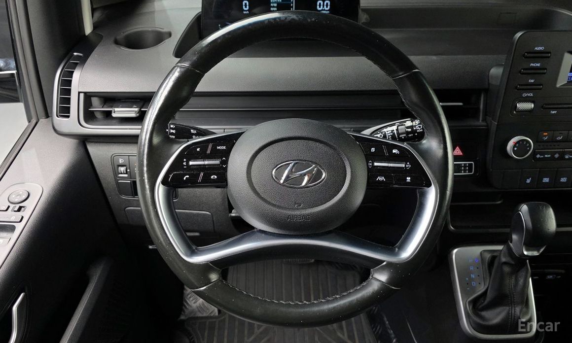2021 Hyundai Staria  Tourer 9-Seater Modern с пробегом 49 476 км