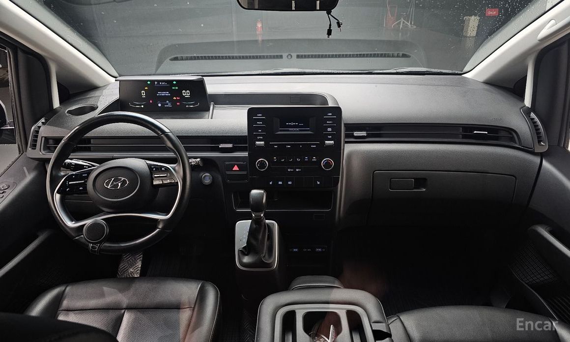 2022 Hyundai Staria  Cargo 3-Seater Modern с пробегом 101 016 км