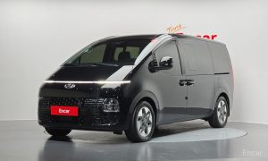 2021 Hyundai Staria  Tourer 9-Seater Modern с пробегом 90 248 км