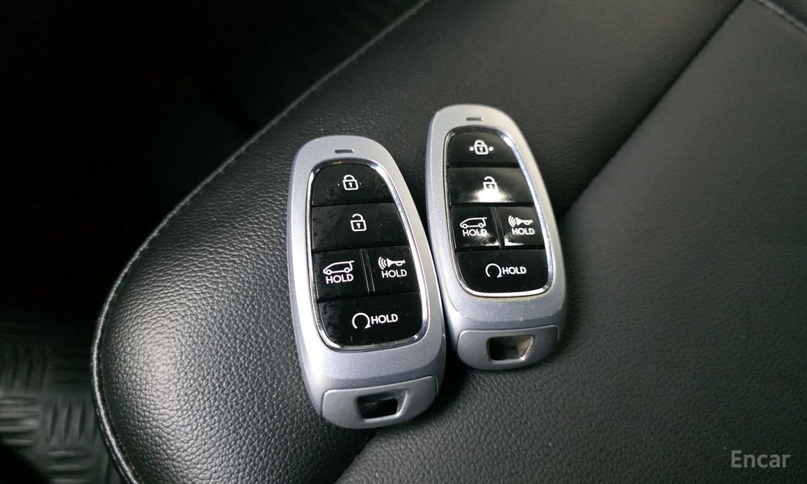 2021 Hyundai Staria  Tourer 9-Seater Modern с пробегом 49 476 км