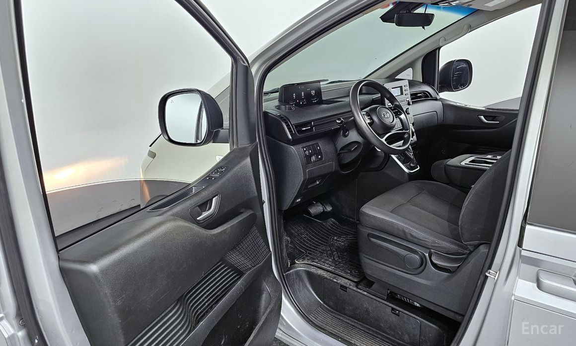 2021 Hyundai Staria  Tourer 11-Seater Smart с пробегом 56 417 км