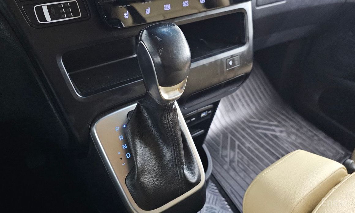 2021 Hyundai Staria  L3.5 Tourer 9-Seater Modern с пробегом 96 393 км