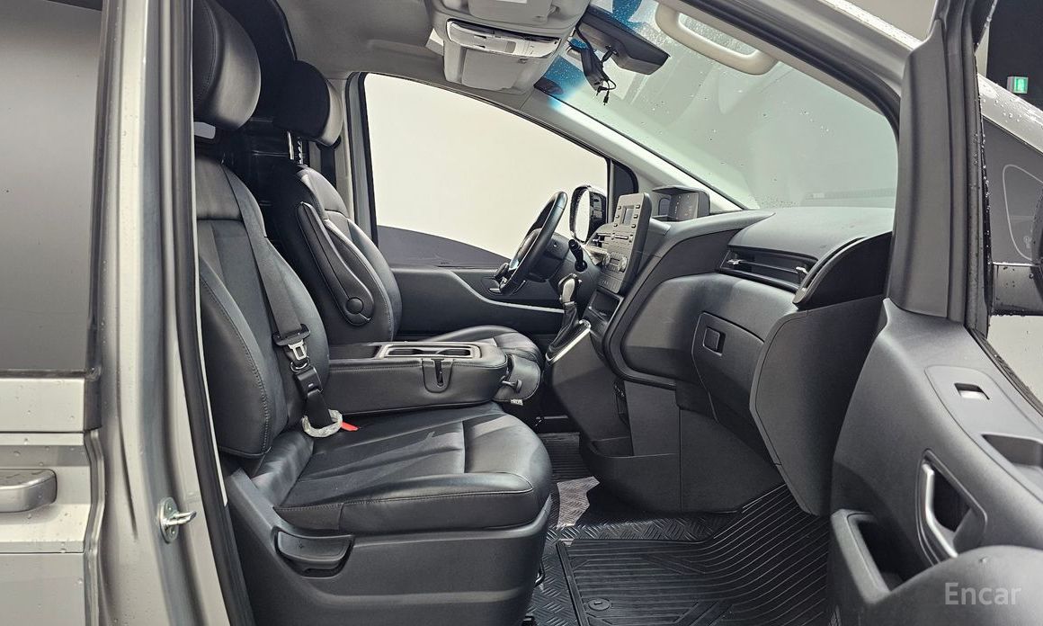 2022 Hyundai Staria  Cargo 3-Seater Modern с пробегом 101 016 км