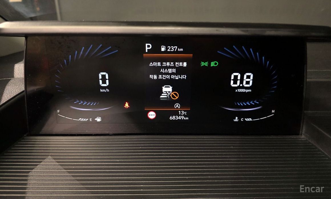 2021 Hyundai Staria  4WD Tourer 9-Seater Modern с пробегом 68 349 км