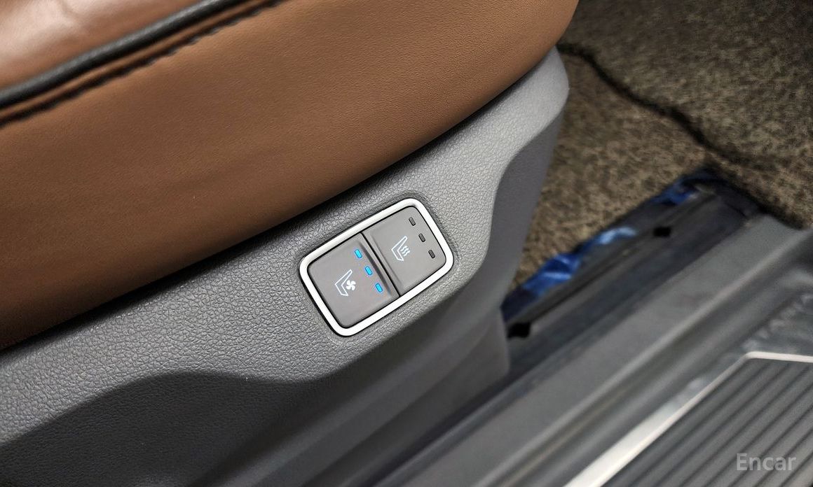 2022 Hyundai Staria  4WD Lounge 9-Seater Inspiration с пробегом 137 945 км