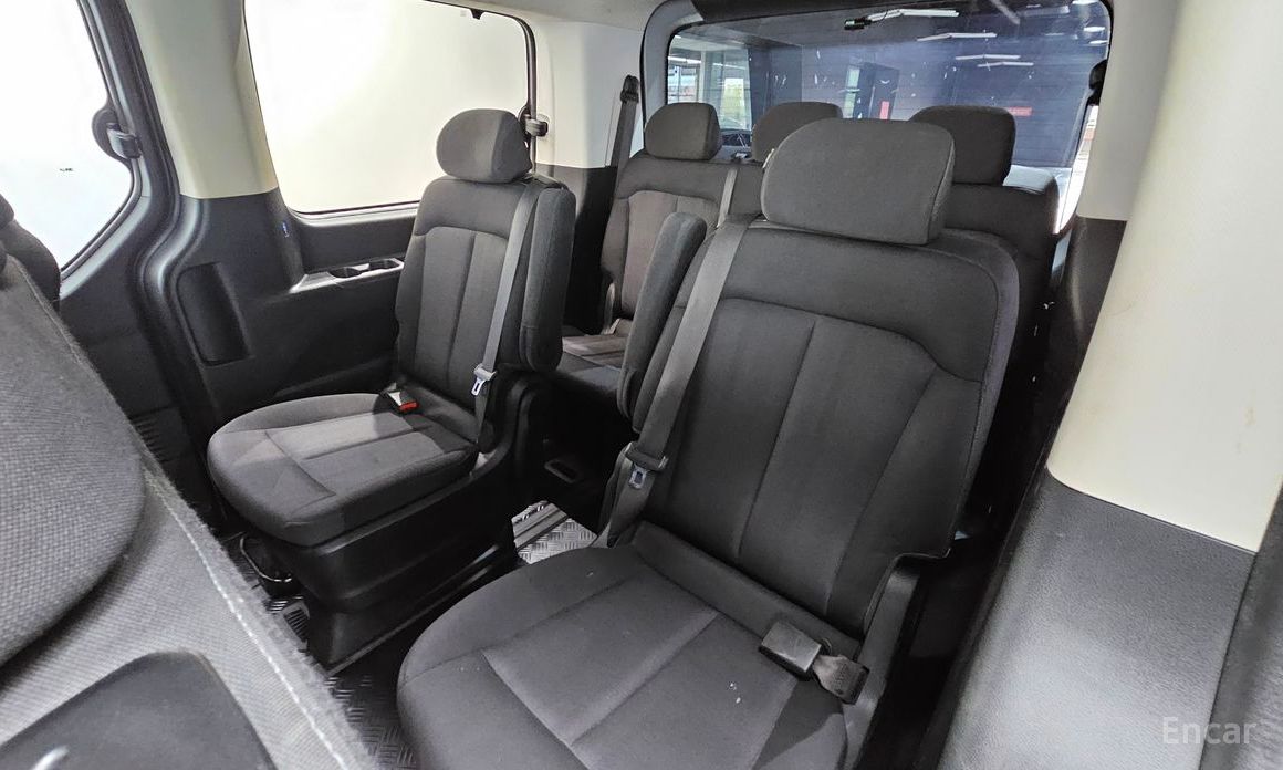 2021 Hyundai Staria  Tourer 11-Seater Smart с пробегом 56 417 км