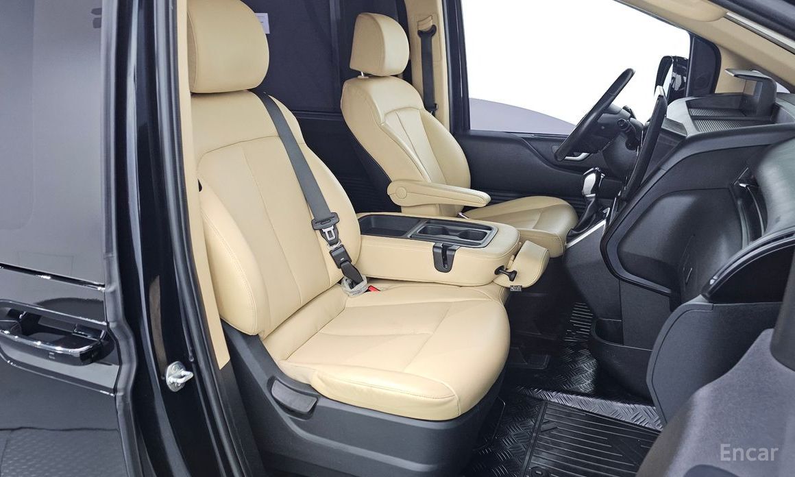 2021 Hyundai Staria  L3.5 Tourer 9-Seater Modern с пробегом 96 393 км