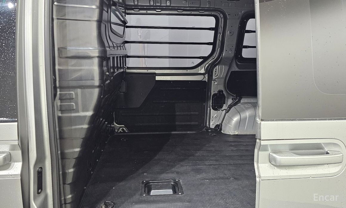 2022 Hyundai Staria  Cargo 3-Seater Modern с пробегом 101 016 км