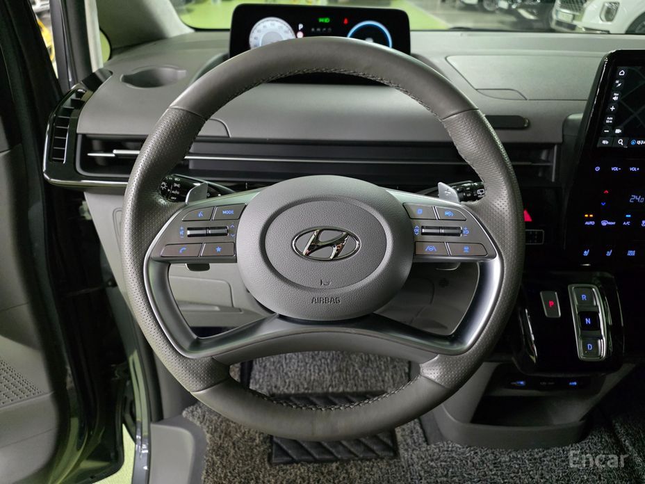 2021 Hyundai Staria  L3.5 Lounge 7-Seater Inspiration с пробегом 75 867 км