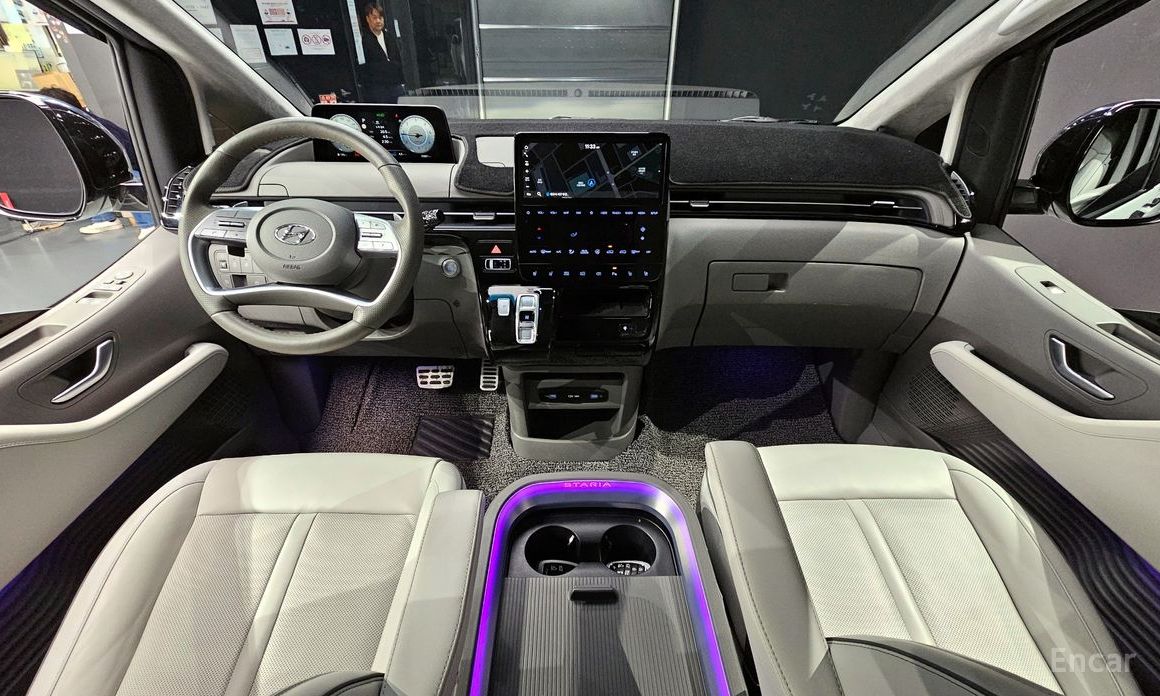 2022 Hyundai Staria  4WD Lounge 7-Seater Inspiration с пробегом 55 001 км