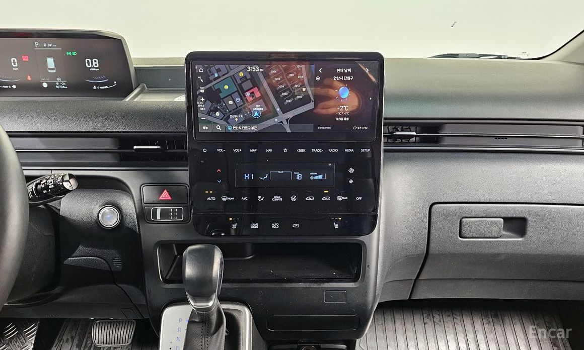 2022 Hyundai Staria  Tourer 9-Seater Modern с пробегом 40 734 км