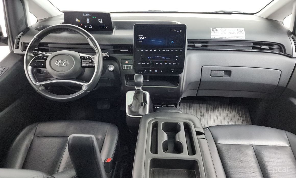 2022 Hyundai Staria  4WD Tourer 9-Seater Modern с пробегом 48 169 км
