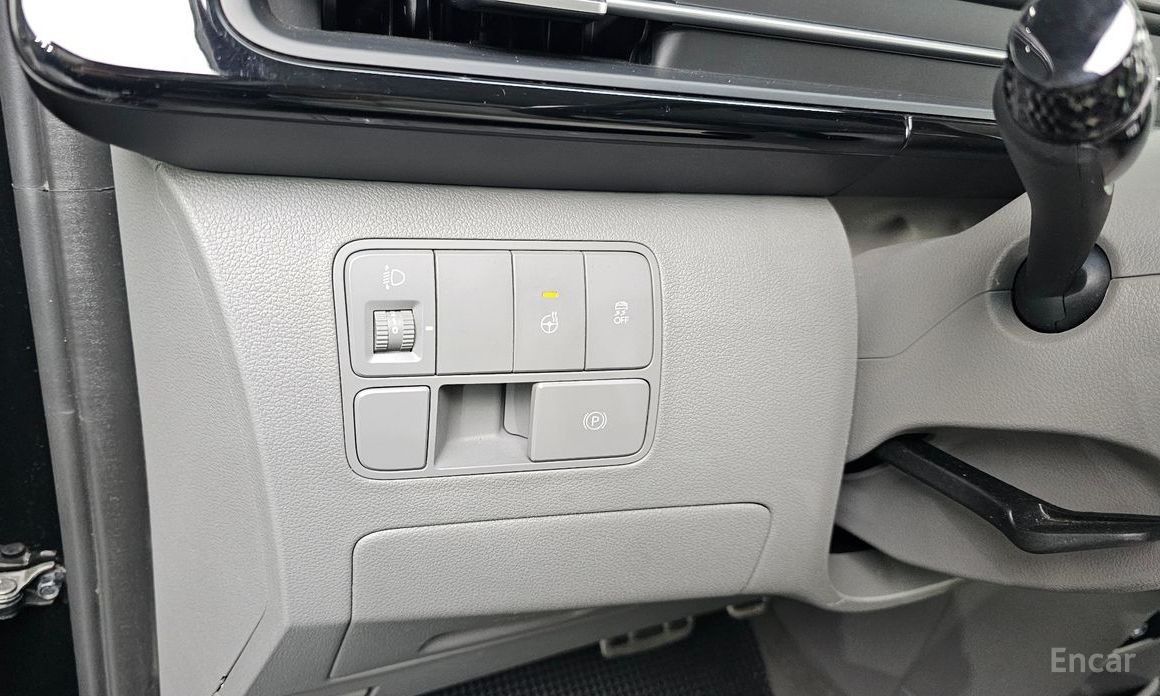 2021 Hyundai Staria  L3.5 Lounge 9-Seater Inspiration с пробегом 145 686 км