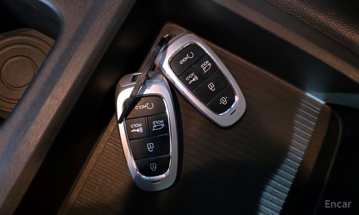 2021 Hyundai Staria  4WD Tourer 9-Seater Modern с пробегом 68 349 км