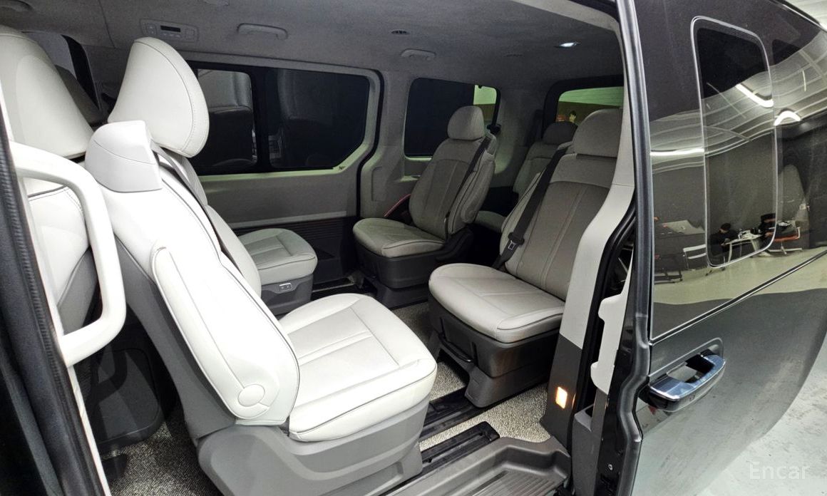 2021 Hyundai Staria  4WD Lounge 9-Seater Inspiration с пробегом 85 947 км