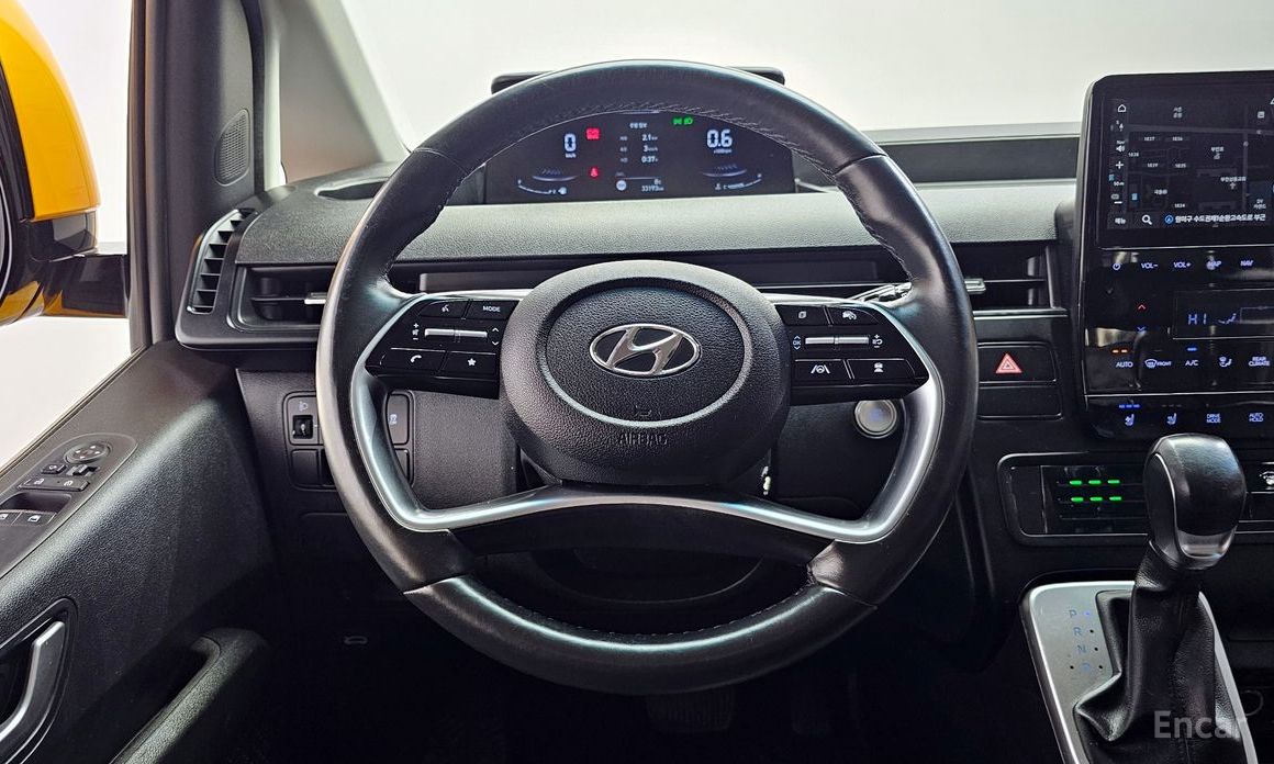 2021 Hyundai Staria  L3.5  Kinder Safety Car 15-Seater с пробегом 33 193 км