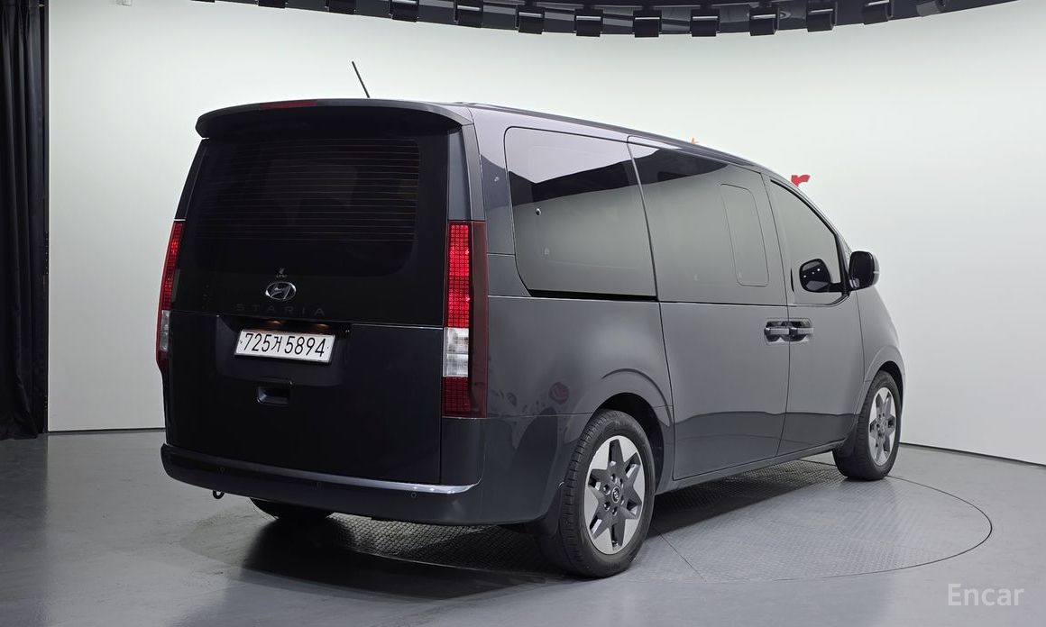 2021 Hyundai Staria  L3.5 Tourer 11-Seater Modern с пробегом 107 501 км