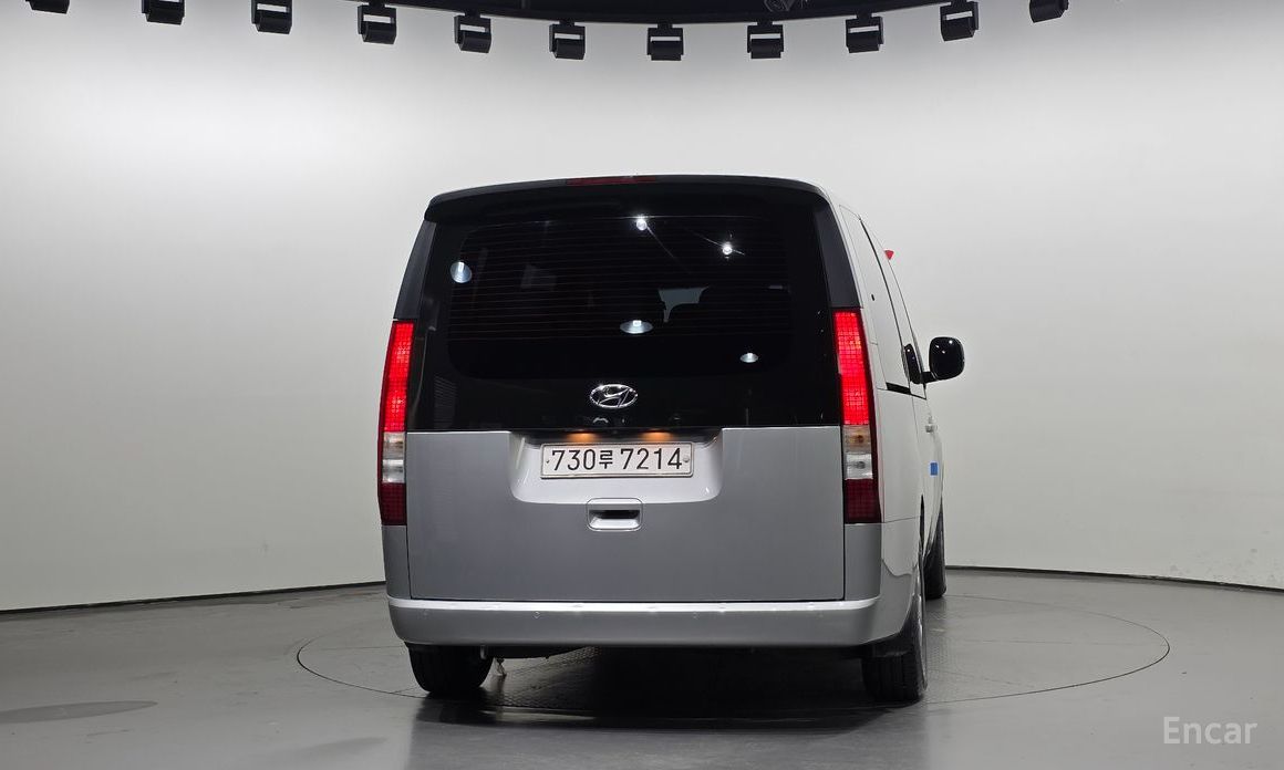 2021 Hyundai Staria  Tourer 11-Seater Modern с пробегом 68 034 км