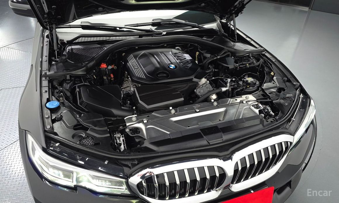 2022 BMW 3 серии VII (G2x) 320d Touring Luxury с пробегом 46 381 км